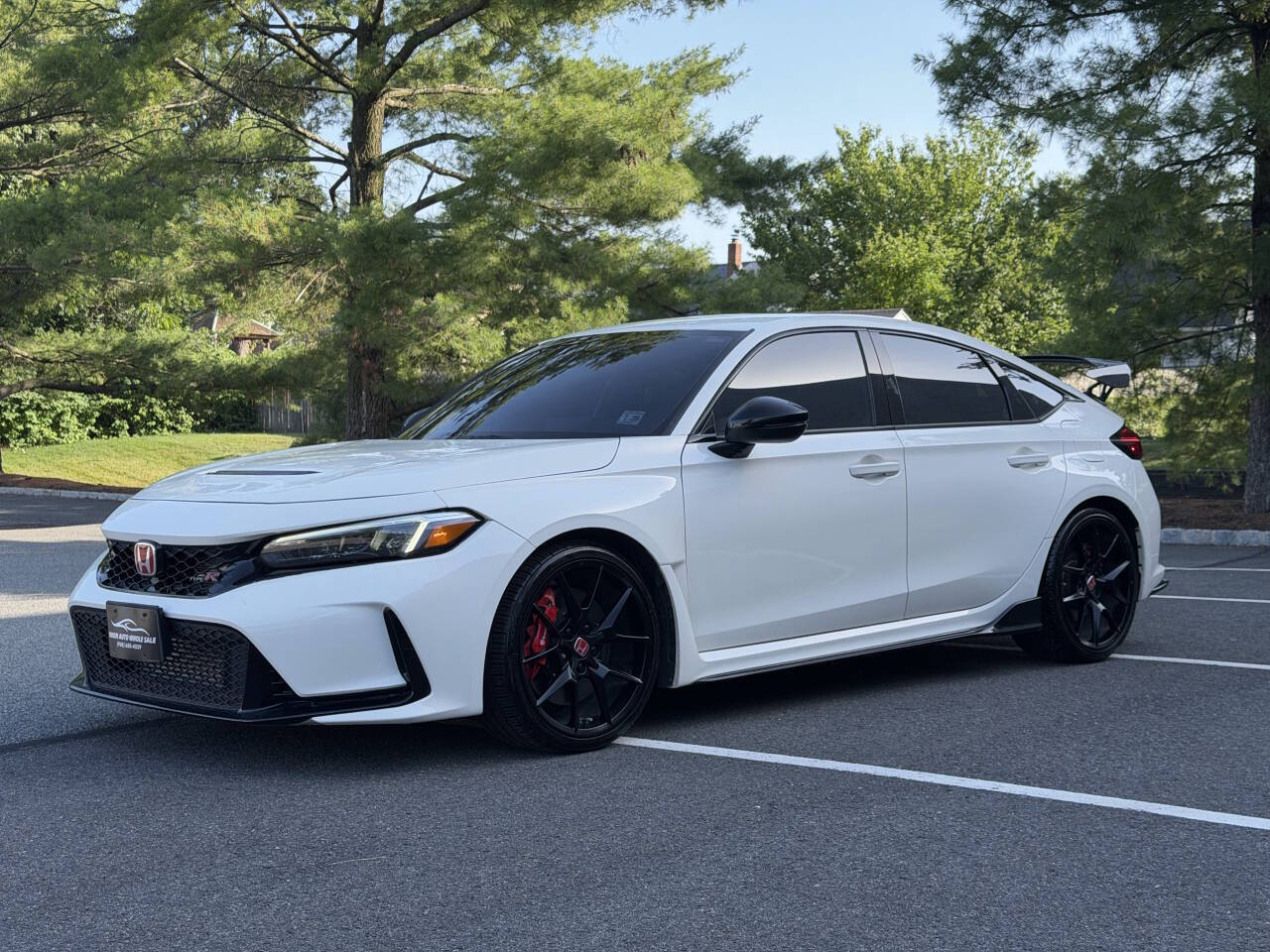 White 2024 Honda Civic Type R Type R 4dr Hatchback 1