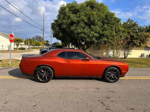 2020 Dodge Challenger SXT