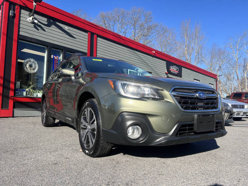 2018 Subaru Outback Limited's photo