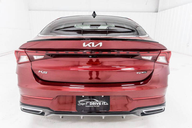 2022 Kia K5
