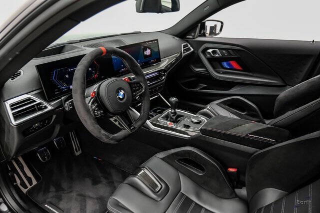 2025 BMW M2