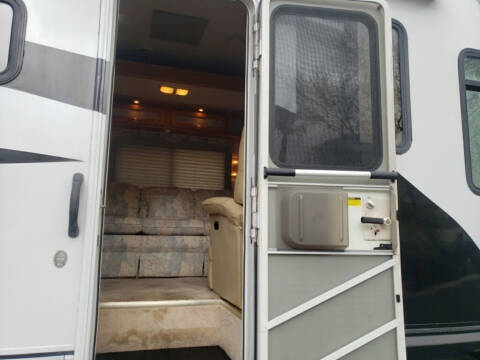 1999 Freightliner XC Chassis