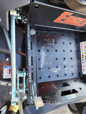 2023 Dixie Chopper Eagle 2754KW