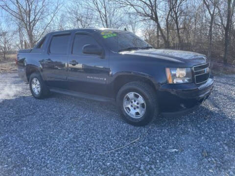 2007 Chevrolet Avalanche for sale at VILLAGE AUTO MART LLC in Portage IN