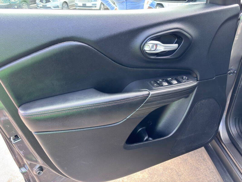 2015 Jeep Cherokee Trailhawk