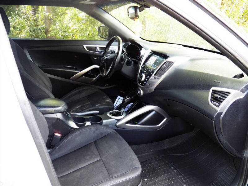 2017 Hyundai Veloster Value Edition