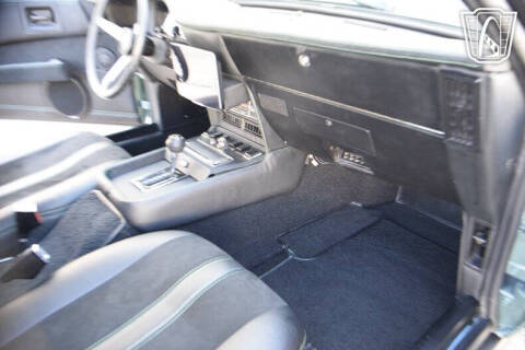 1976 Aston Martin V8 Vantage