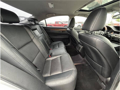 2013 Lexus ES 300h