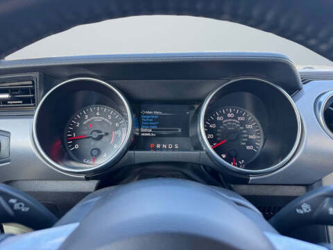 2023 Ford Mustang EcoBoost Premium