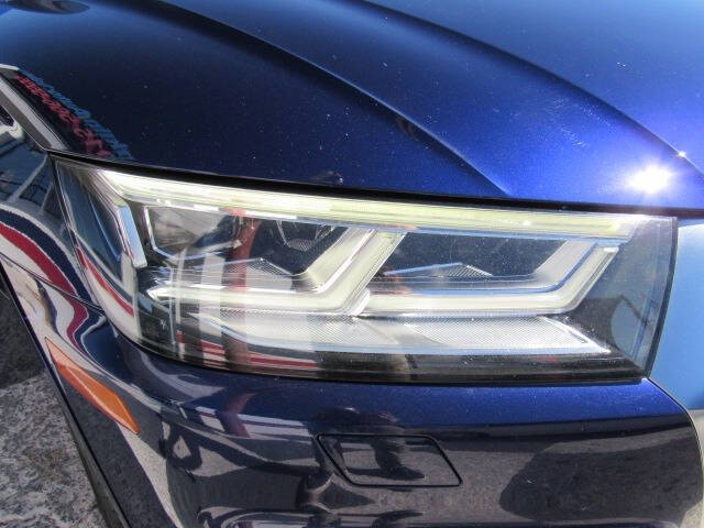 2019 Audi SQ5 3.0T quattro Premium Plus