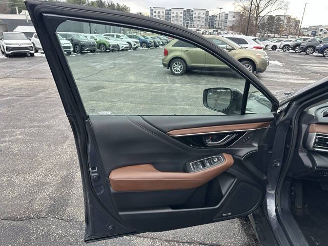 2023 Subaru Outback Touring XT