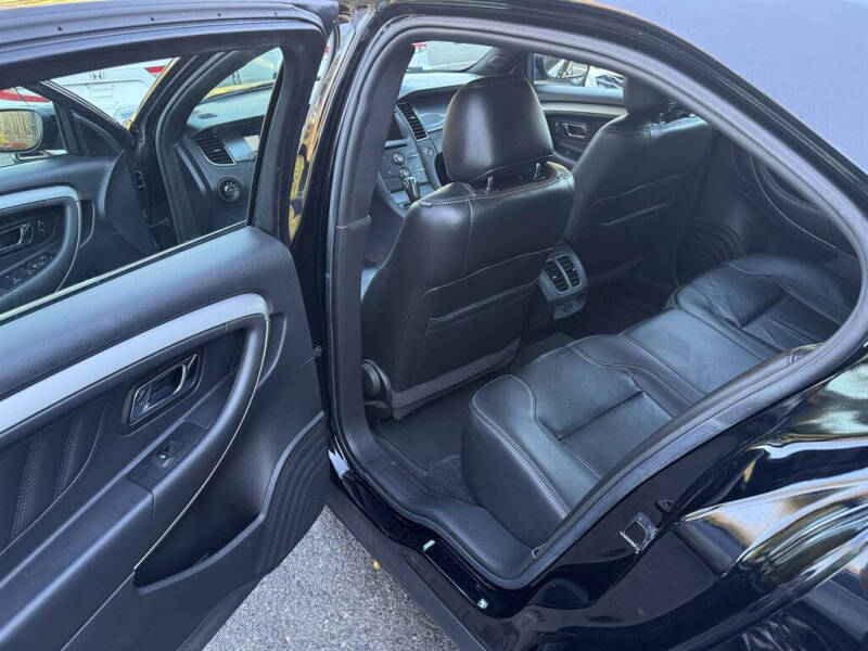 2016 Ford Taurus SEL