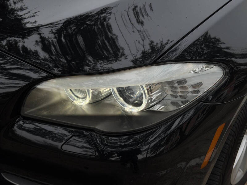 2013 BMW 5 Series 528i xDrive