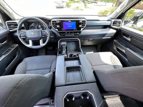 2023 Toyota Tundra SR5