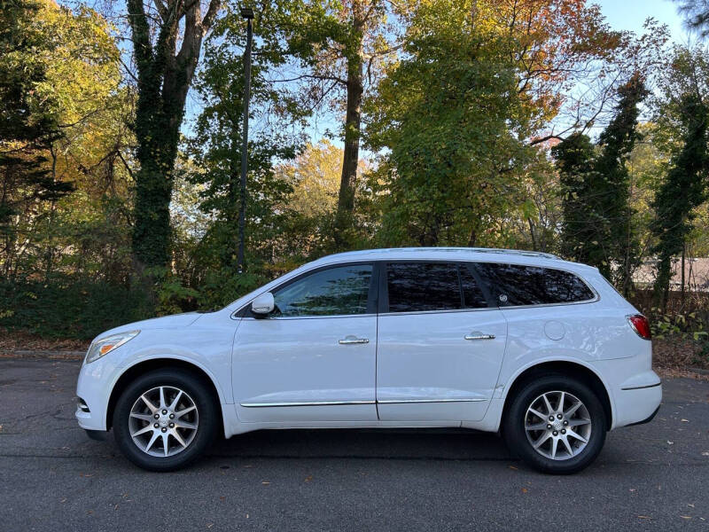 2017 Buick Enclave Convenience photo 4