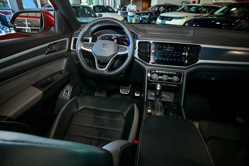 2022 Volkswagen Atlas Cross Sport V6 SEL Premium R-Line 4Motion