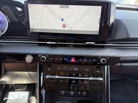 2022 Kia Carnival SX