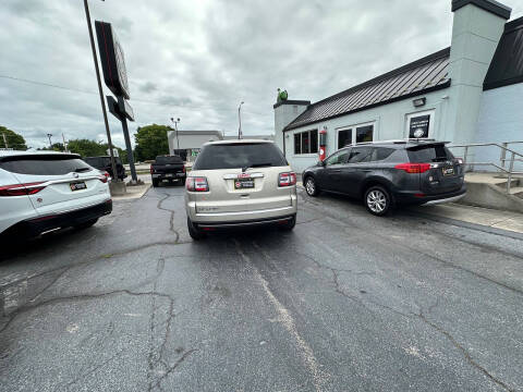 2015 GMC Acadia SLE-2