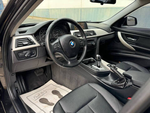 2014 BMW 3 Series 320i