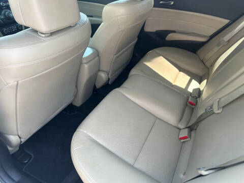 2014 Acura ILX 2.0L w/Tech