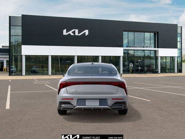 2026 Kia K5