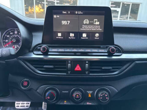 2021 Kia Forte GT Line