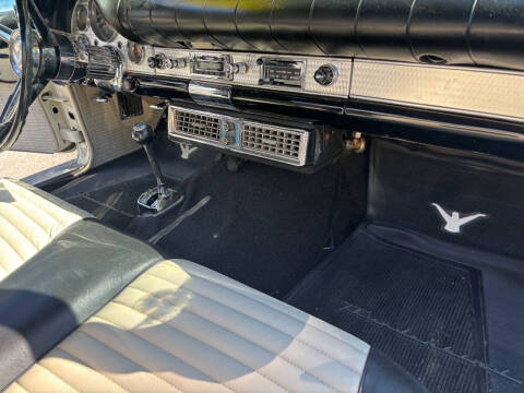 1957 Ford Thunderbird