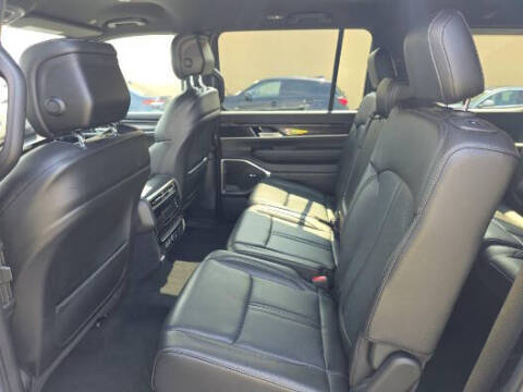 2024 Jeep Wagoneer
