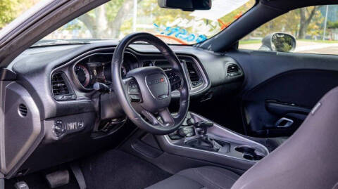 2019 Dodge Challenger SXT