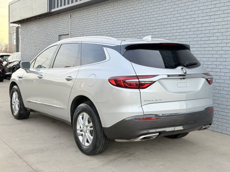 2020 Buick Enclave Essence