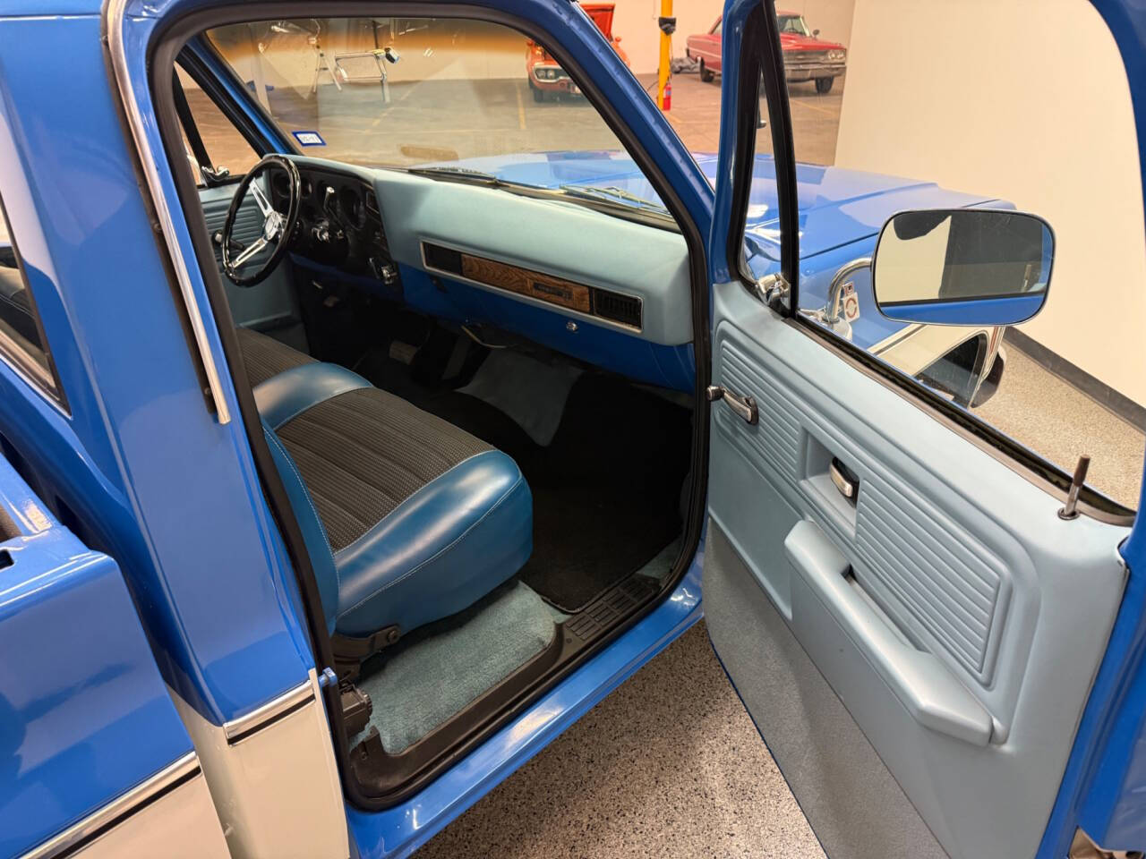 1977 Chevrolet C10 25