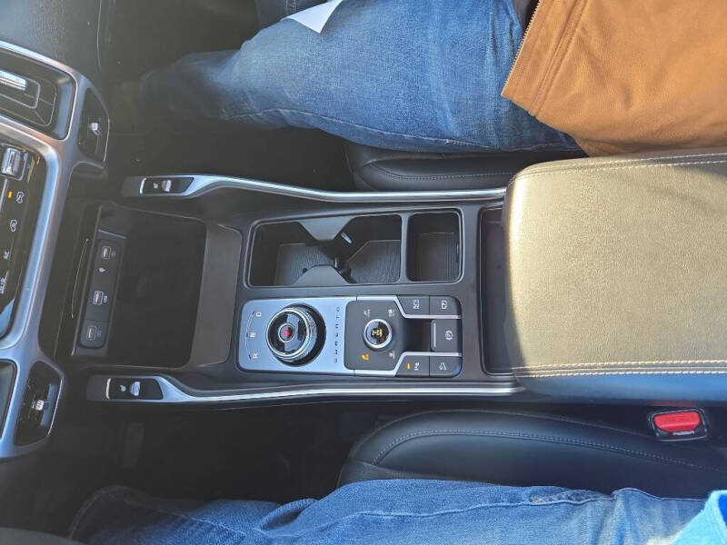 2023 Kia Sorento Hybrid EX