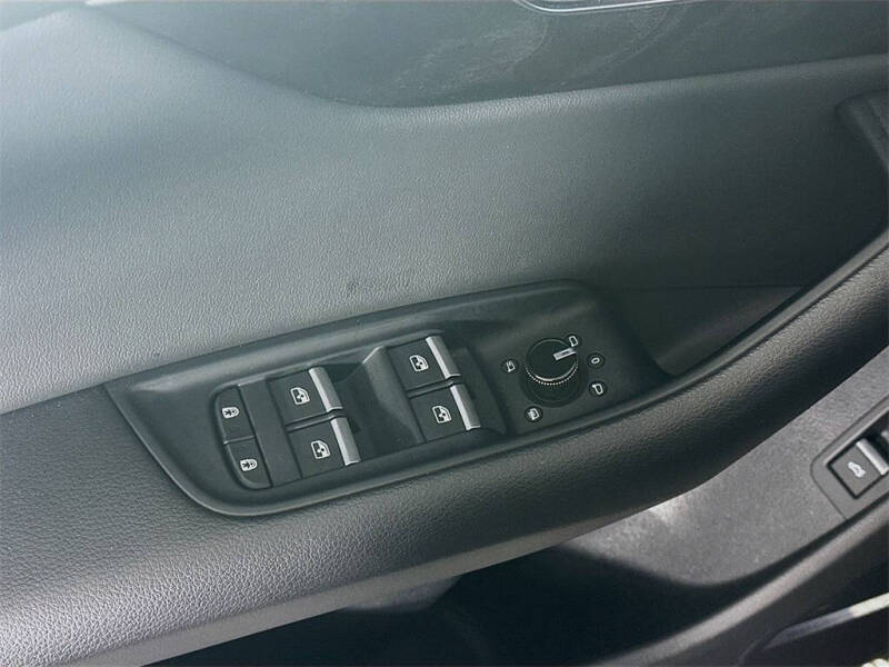 2021 Audi Q8 quattro Premium Plus 55 TFSI