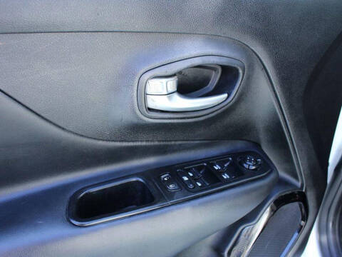 2017 Jeep Renegade Altitude