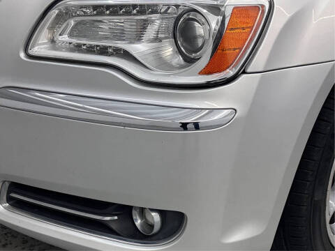 2011 Chrysler 300 Limited