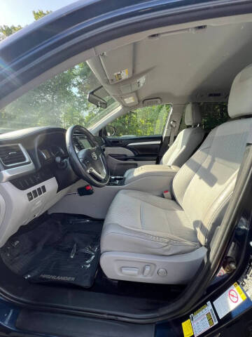 2016 Toyota Highlander