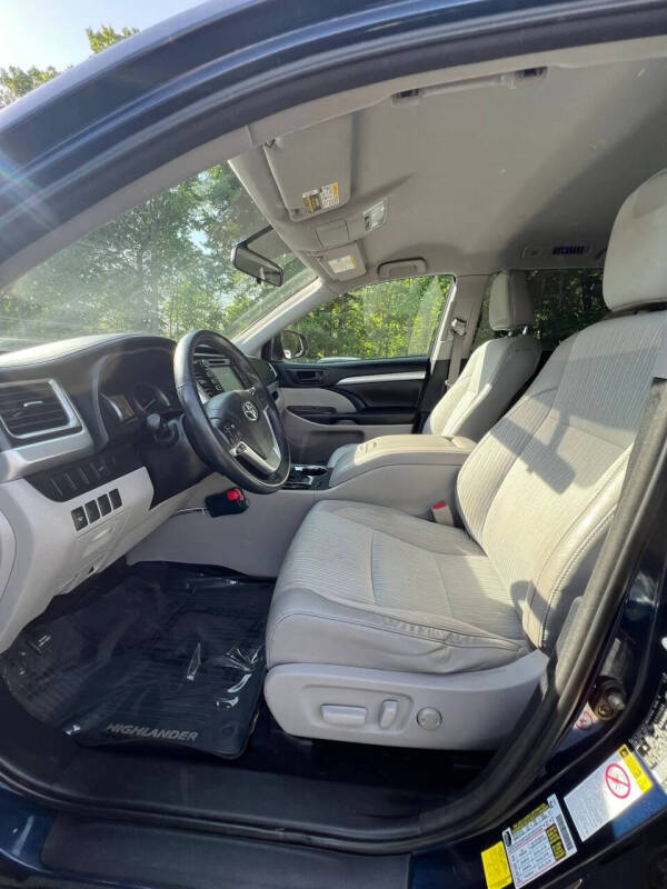 2016 Toyota Highlander