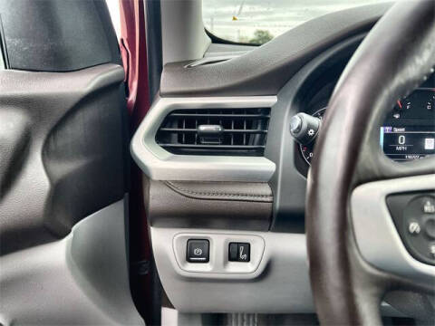 2017 GMC Acadia SLT-1