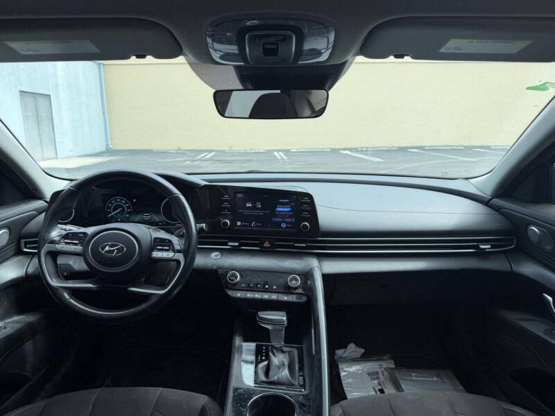 2021 Hyundai Elantra
