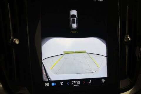 2024 Volvo V60 Cross Country B5 Plus