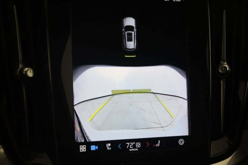 2024 Volvo V60 Cross Country B5 Plus