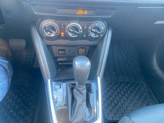 2019 Toyota Yaris LE