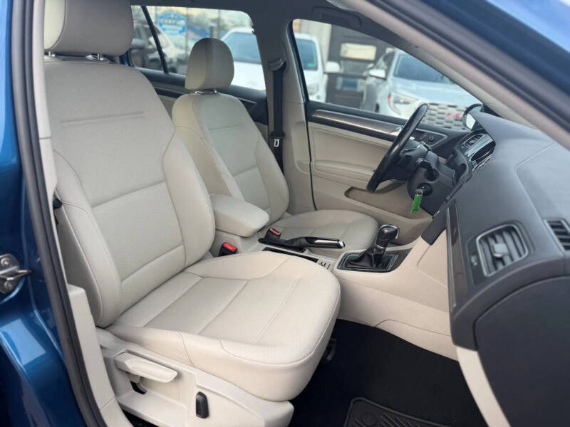 2017 Volkswagen Golf Alltrack