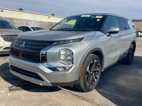 2022 Mitsubishi Outlander SE