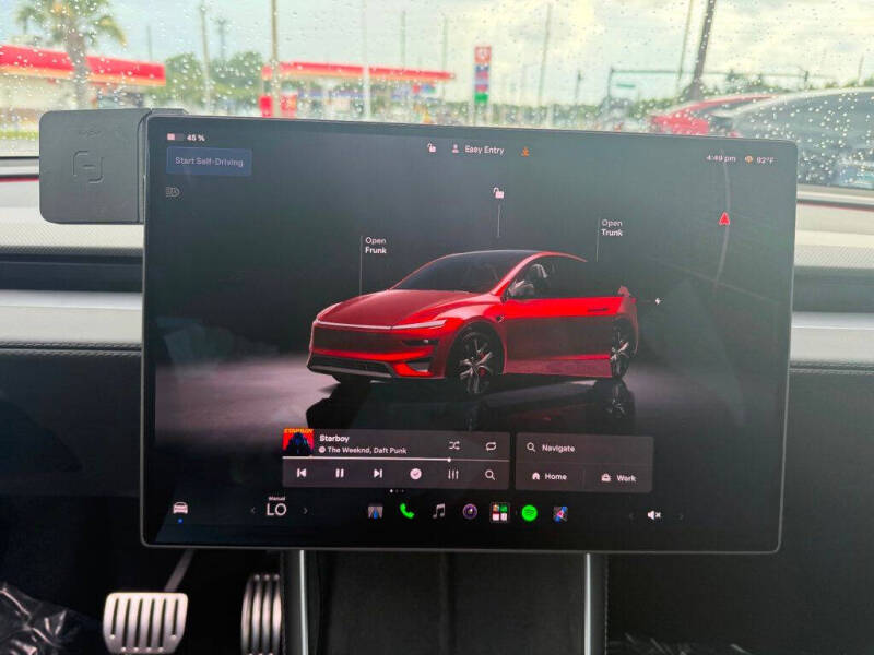 2026 Tesla Model Y Performance