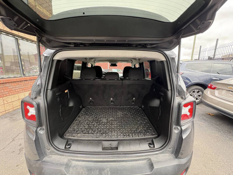 2023 Jeep Renegade Latitude