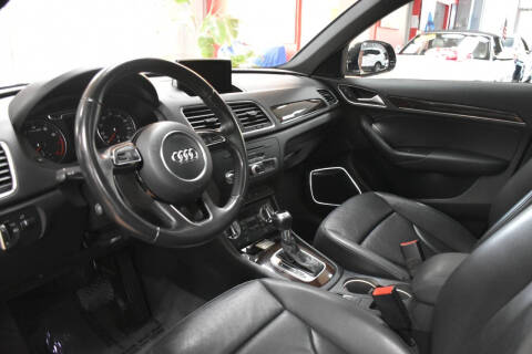 2015 Audi Q3 2.0T quattro Prestige