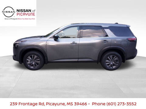 2025 Nissan Pathfinder S