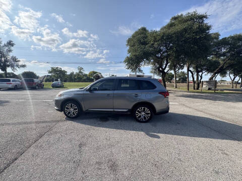 2018 Mitsubishi Outlander ES