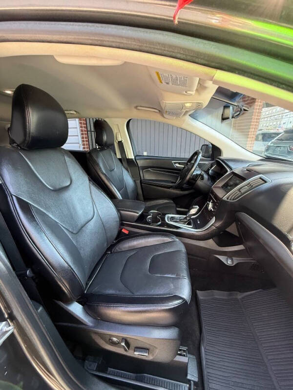 2018 Ford Edge Titanium